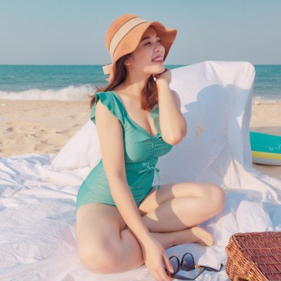 Sanae99796584.jpg