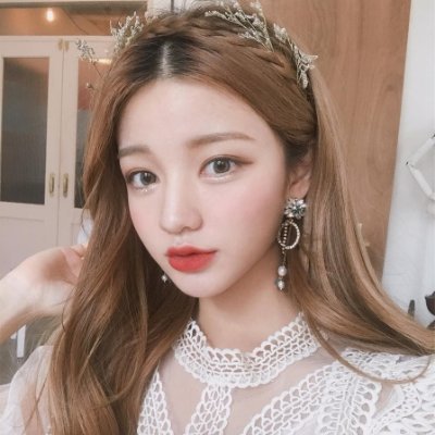 UMIKA48187703.jpg