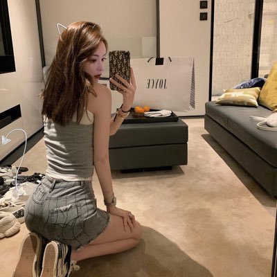 r54982983.jpg