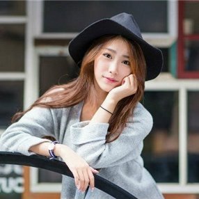 AYAKA54495226.jpg