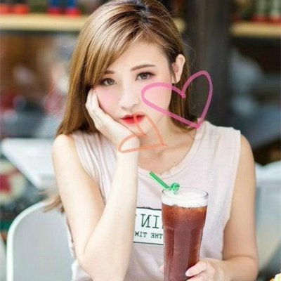 Momoko14297344.jpg