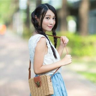 MOMOKOO78373917.jpg