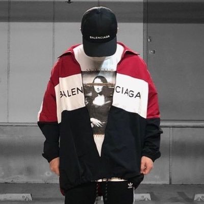 FLiZmPsXtlKxQ5Q.jpg