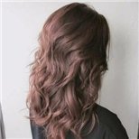 MAI70913688.jpg
