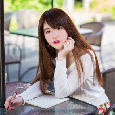 KAEDEIT94089239.jpg