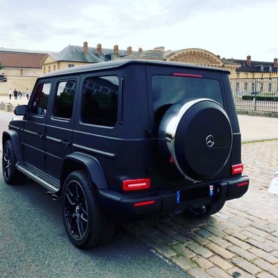 jpUbEq7EvZZYMm2.jpg