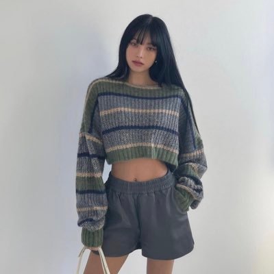 E16D3Fa1jlF177y.jpg