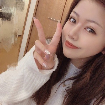 Sspxf6r4XZFnAfE.jpg