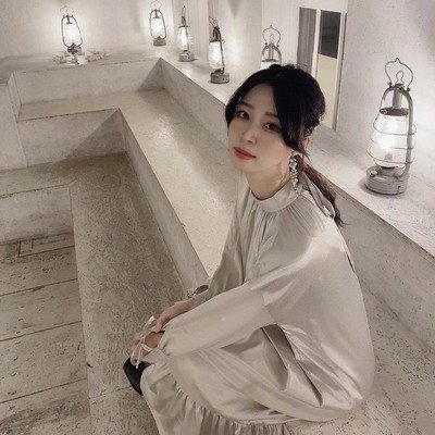 oJXXodJ8JuFRI0H.jpg