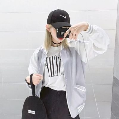 HayleyA99637862.jpg