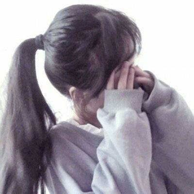 LauraOw56437825.jpg