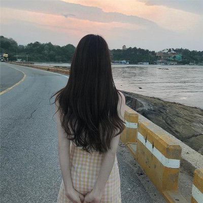 MOEKA57419302.jpg